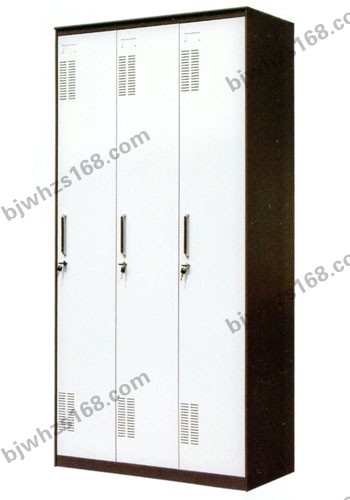 点击查看商品:三门更衣柜