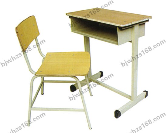 点击查看商品:课桌椅